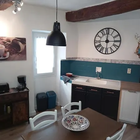 Cote Cour Apartment